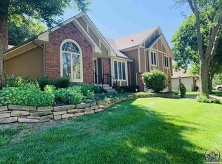 3502 SW Alameda Dr, Topeka, KS 66614