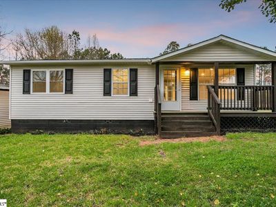 2216 Ekom Beach Rd, Laurens, SC, 29360