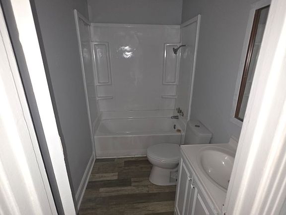 2nd image of 3133 Monticello Dr