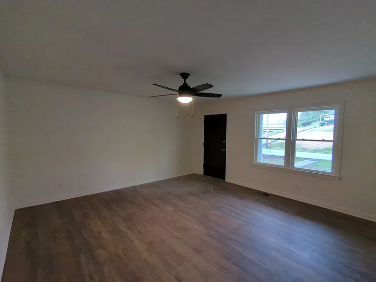 109 Signal View St #B — Photo 4