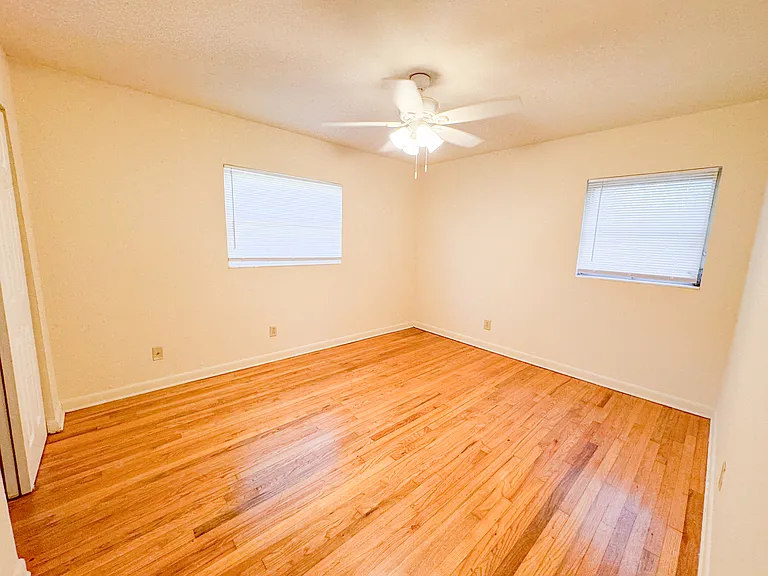 1601 Airport Dr — Photo 15