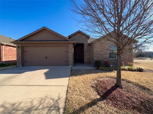 1310 Meadow Creek Dr, Princeton, TX 75407