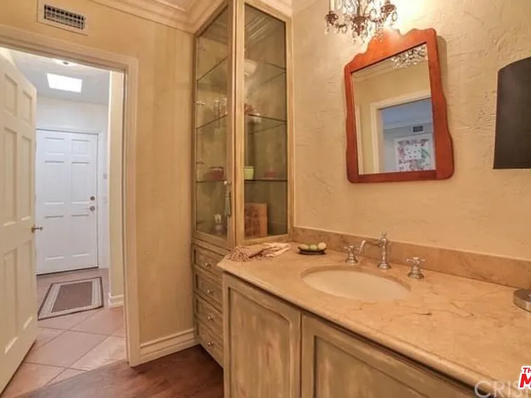 4949 Palomar Dr — Photo 41
