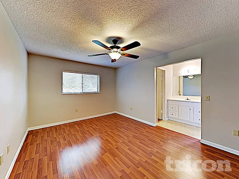 12207 Bluefield St — Photo 10