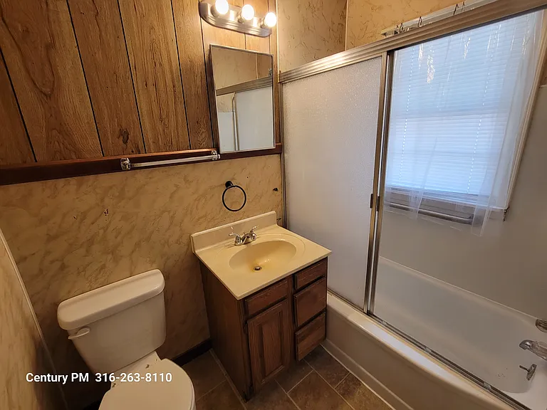 1822 S Bonn Ave #2 — Photo 2