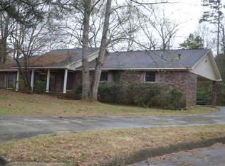 3301 Mayberry Landing Dr, Northport, AL 35473