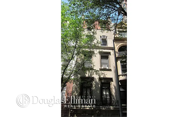 Rented by Douglas Elliman | media 18