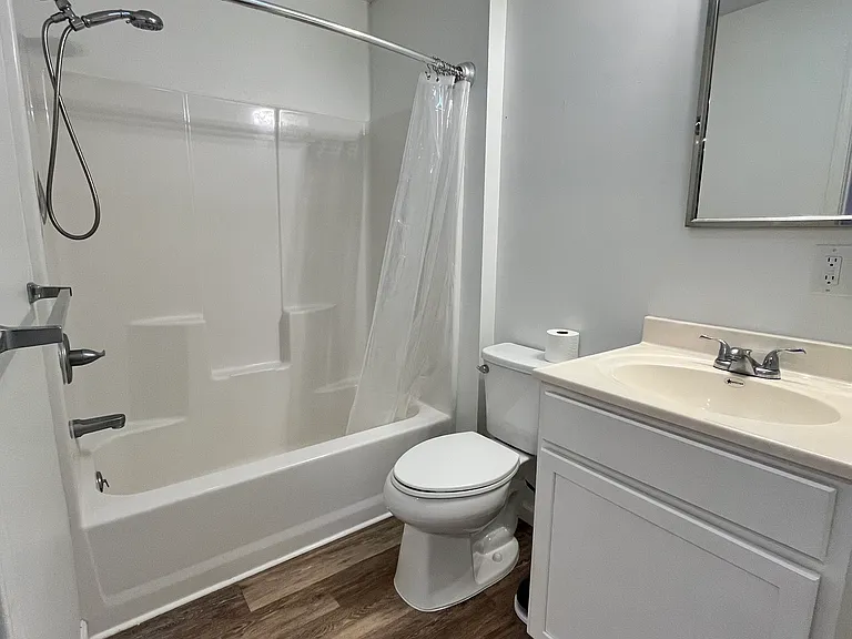 1020 Church St #1 — Photo 4