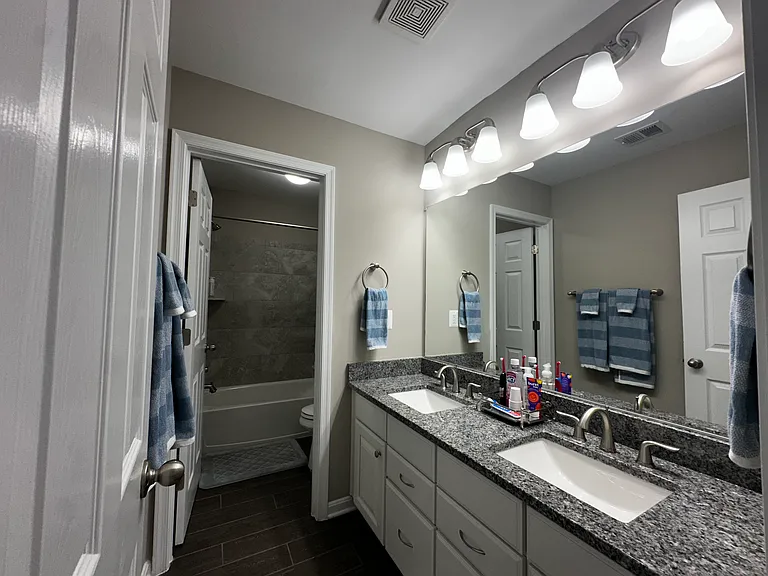 904 Saint Martins Loop — Photo 15