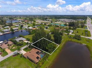 3306 SW 8th St, Cape Coral, FL 33991