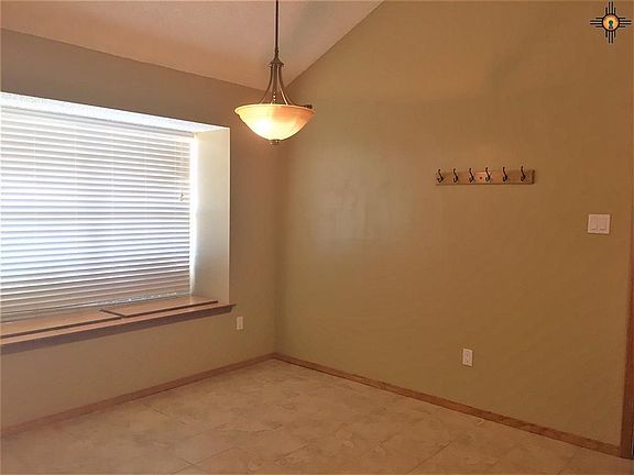 5th image of 2232 Country Meadows Dr