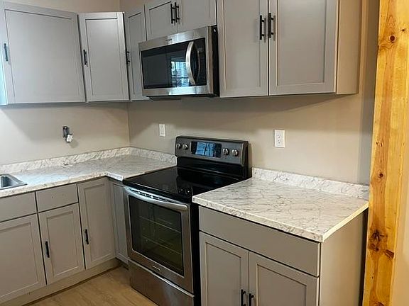 3rd image of 1604 N Saint Francis Ave