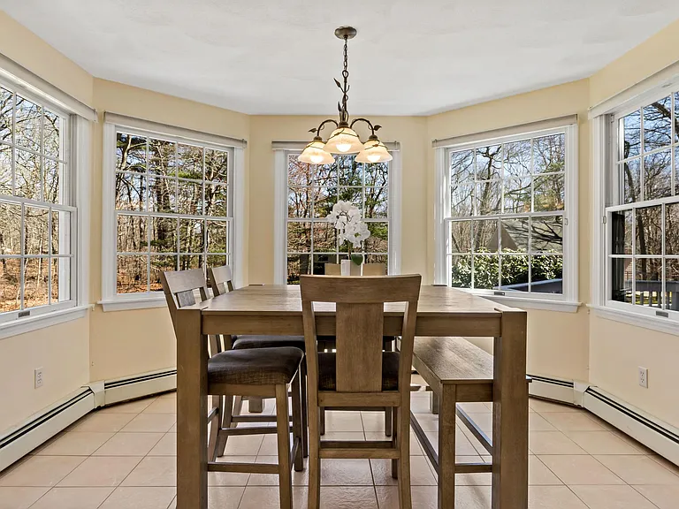 25 Dale Hill Dr — Photo 6