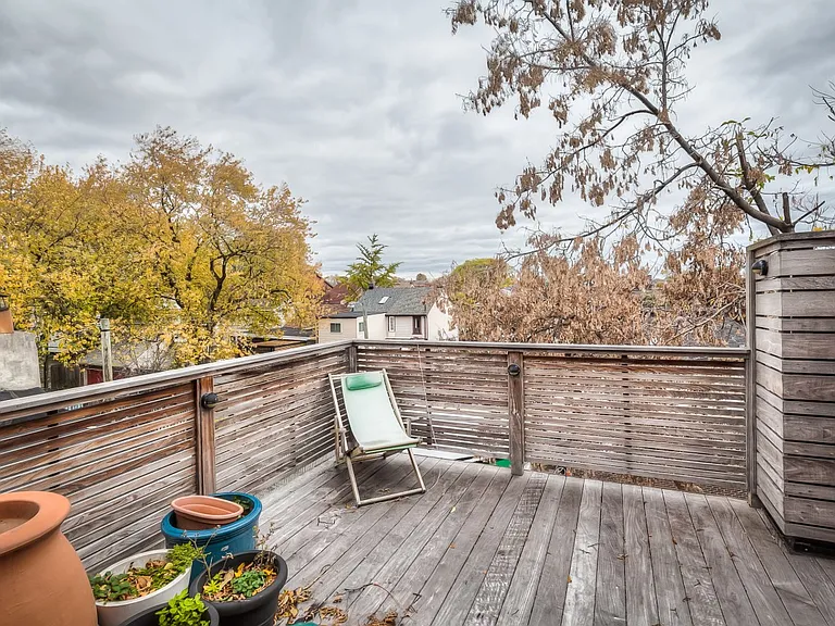 133 Munro St — Photo 19
