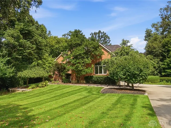 7373 Deep Woods Ct, Springboro, OH 45066