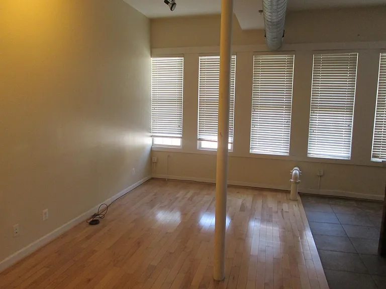 1211 S Charles St #5 — Photo 6
