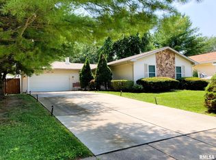 2208 Croydon Dr, Springfield, IL 62703