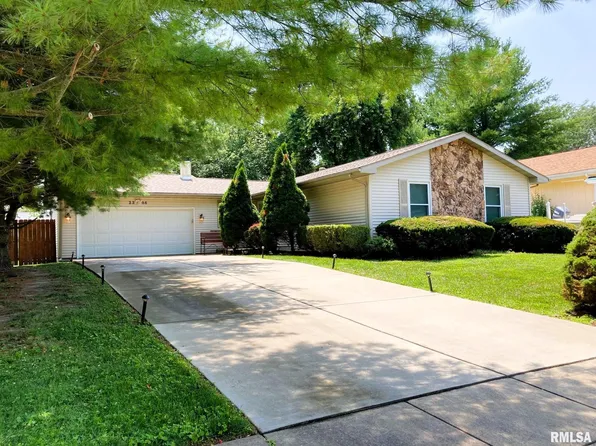 2208 Croydon Dr, Springfield, IL 62703