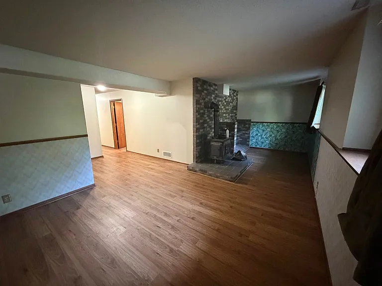 3303 Eddy Ln — Photo 9