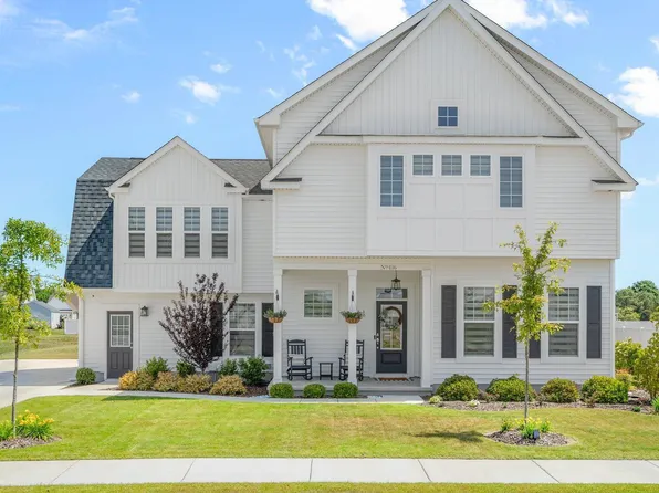 416 Campus Drive, Moyock, NC 27958