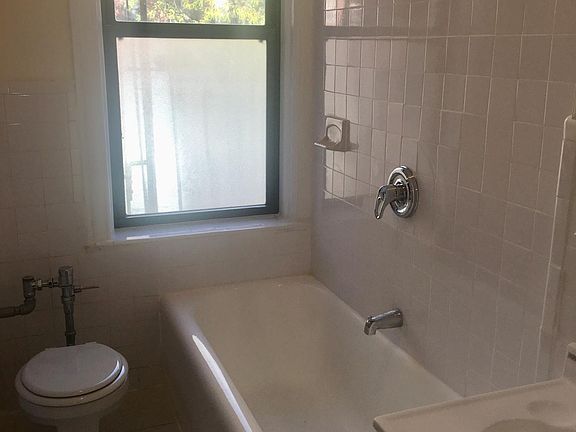 5th image of 8260 116th St #3