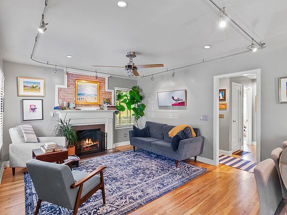 5th image of 2475 S Filmore St