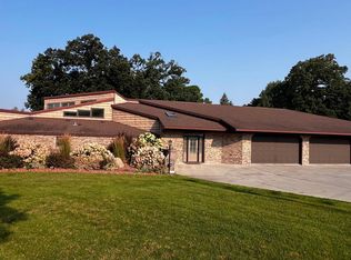 14253 Riverbend Trl, Thief River Falls, MN 56701