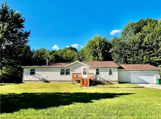 1324 Lake Vue Dr, Roaming Shores, OH 44085