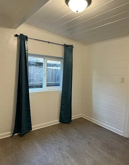357 W Main St — Photo 7