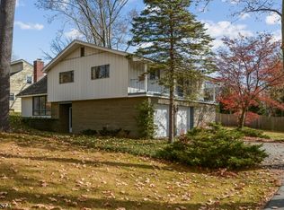 2 Starlight Dr, Morristown, NJ 07960