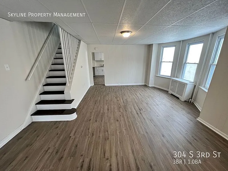 304 S 3rd St — Photo 3