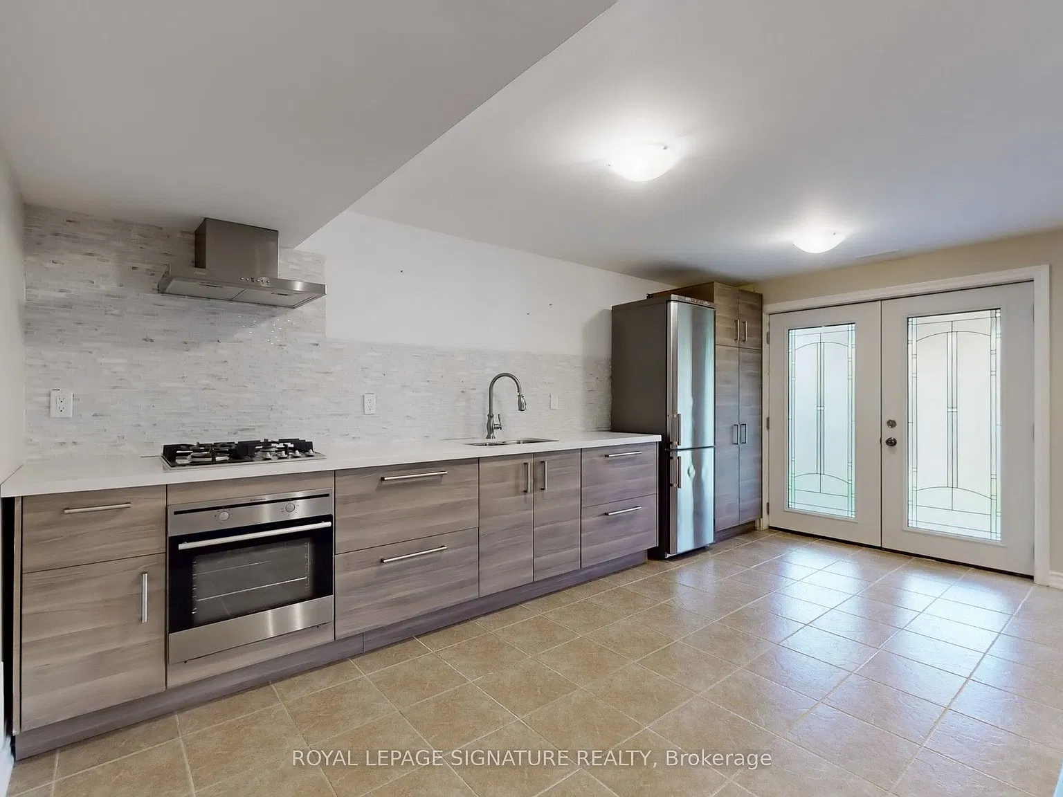 3 bed, $2,200 — Photo 4