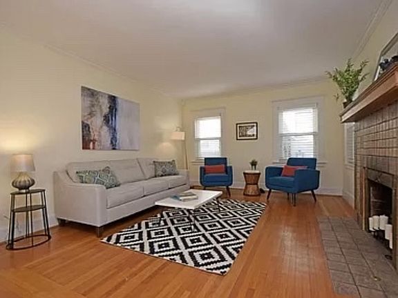 3rd image of 1219 Herschel Ave