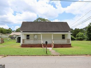 112 7th St, Trion, GA 30753