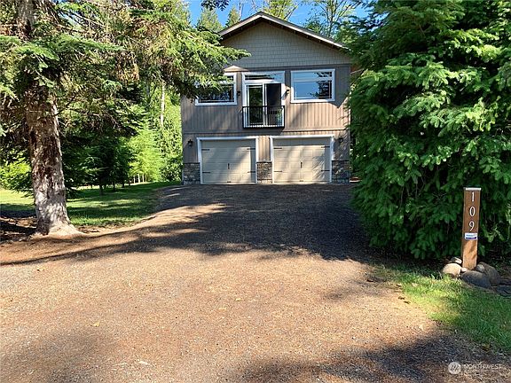 3rd image of 109 Silver Lane
