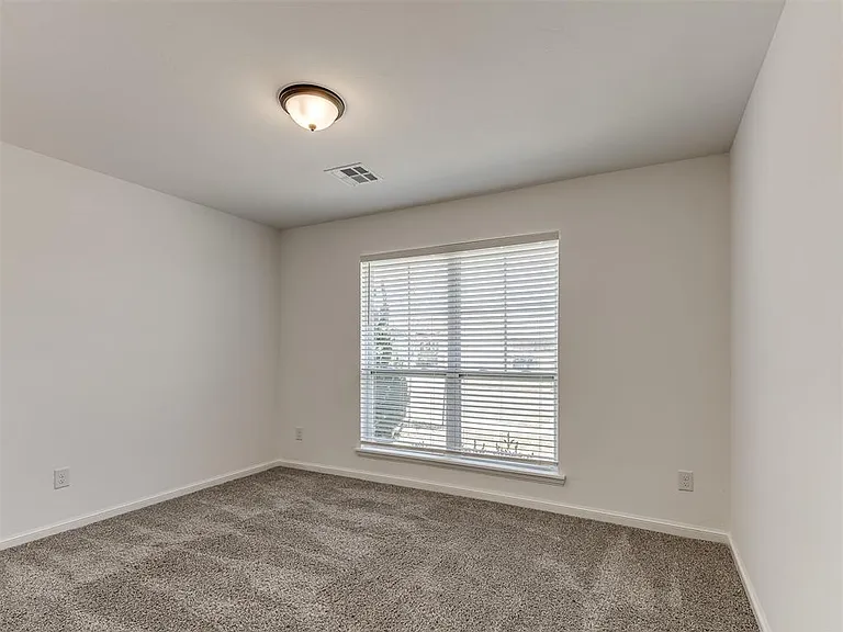 18025 Sunny Stone Ct — Photo 17