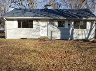 1015 Washington St, Three Rivers, MI 49093