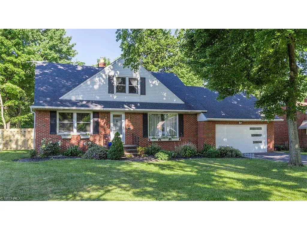 784 Bishop Rd photo 1