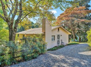 1038 Lakeland Pines Dr, Moneta, VA 24121