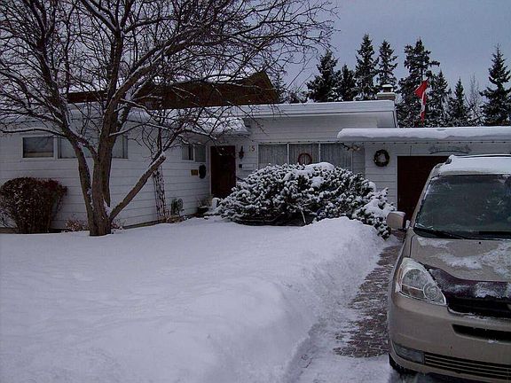 2nd image of 15 SE Glenview Dr SW