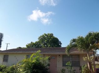 430 Royal Palm Ct, Pahokee, FL 33476