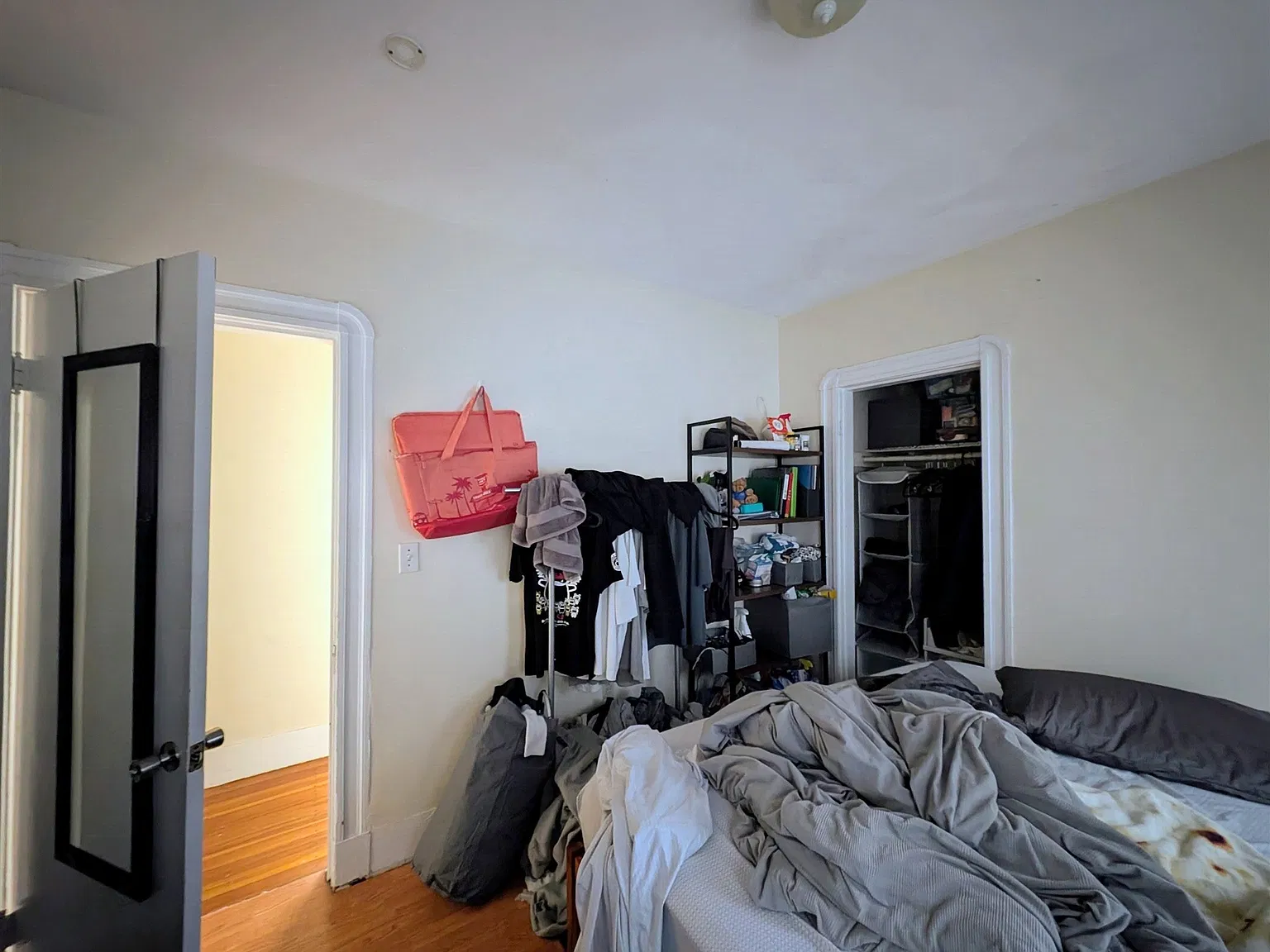302 Boston Ave — Photo 2
