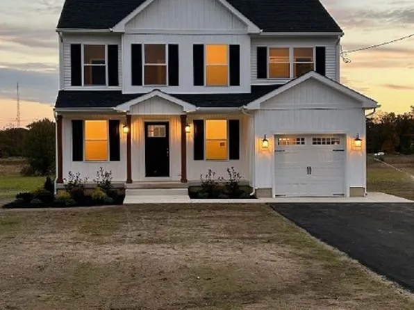 105 Wheat Rd, Minotola, NJ 08341