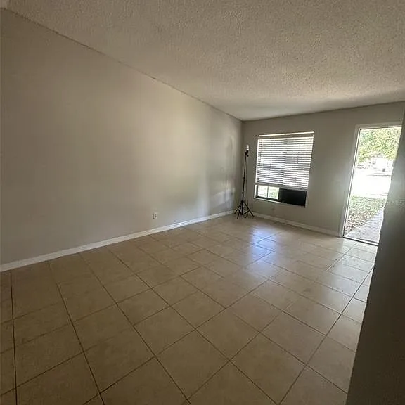 1704 Ridgewood Ln #A — Photo 3
