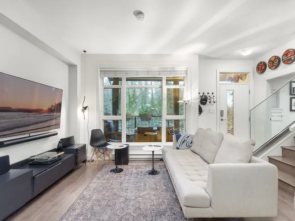 2135 Heritage Park Ln #307, North Vancouver, BC V7H 0B6