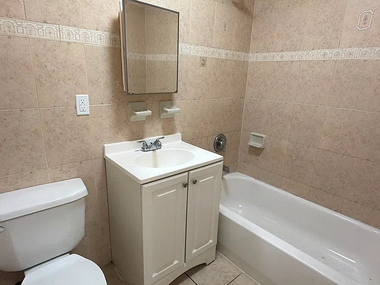 1344 Southern Blvd #3 — Photo 5