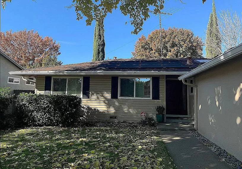 8539 La Riviera Dr photo 1