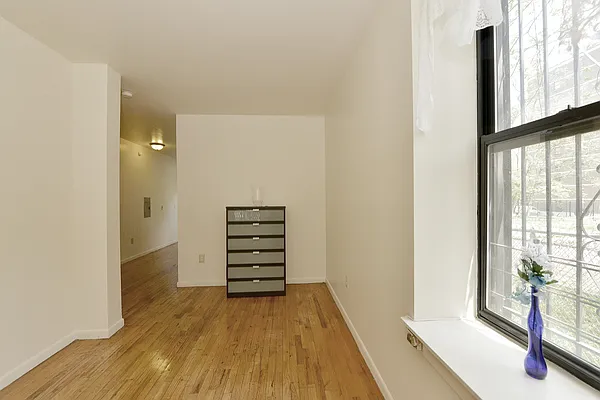 Sold by Willie Kathryn Suggs, LREB | media 3