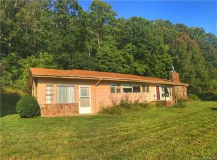949 Blue Rock Rd, Burnsville, NC 28714