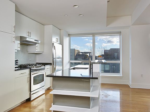 3rd image of 440 Kent Ave APT 16A